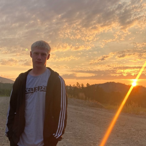 Андрей Ананьев